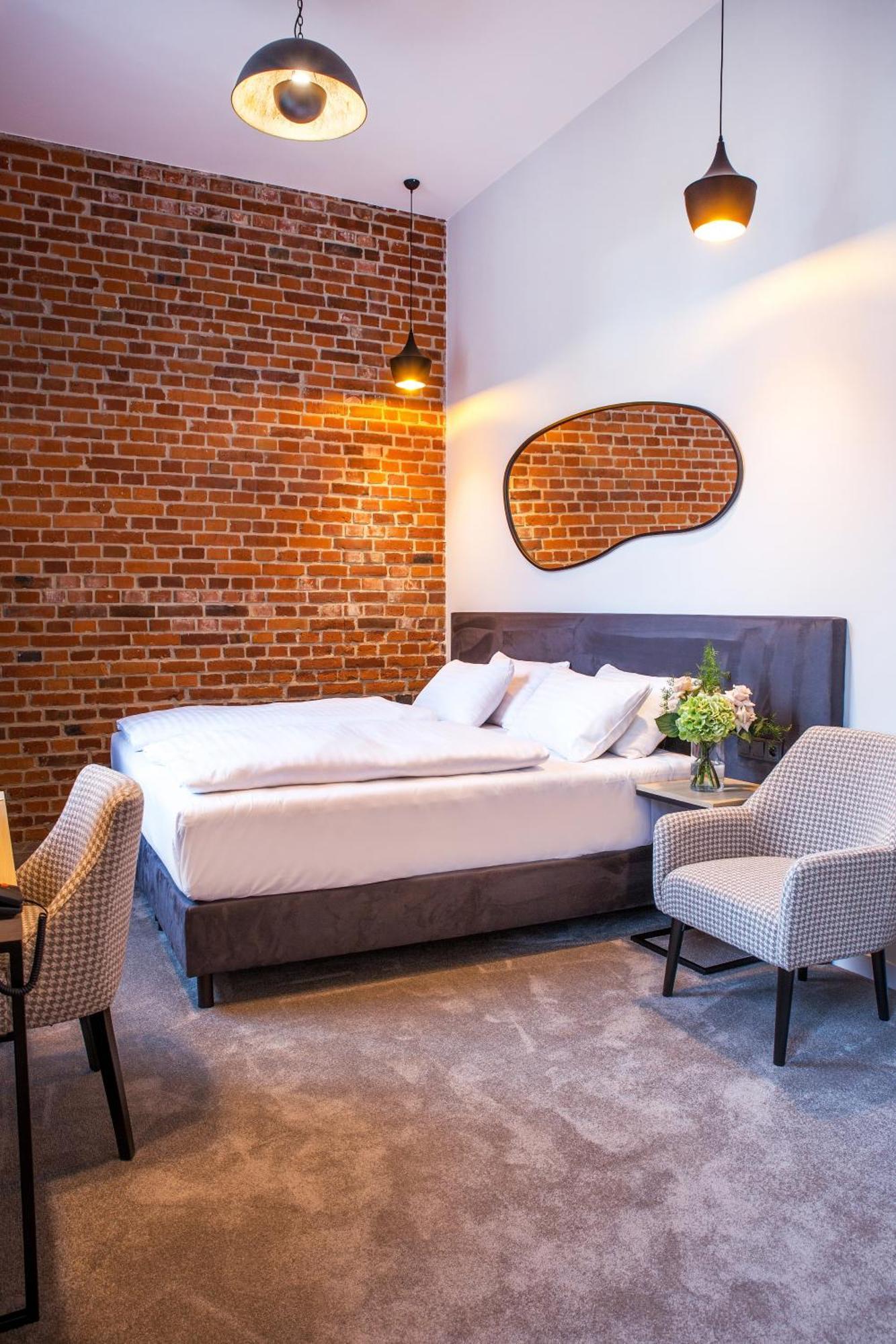 Hotel Hugo Business & Spa Kędzierzyn-Koźle Extérieur photo